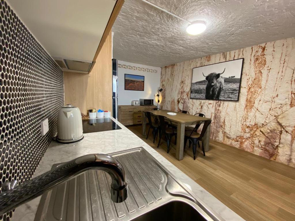 894 Holly Court Apartment Coober Pedy Exterior photo